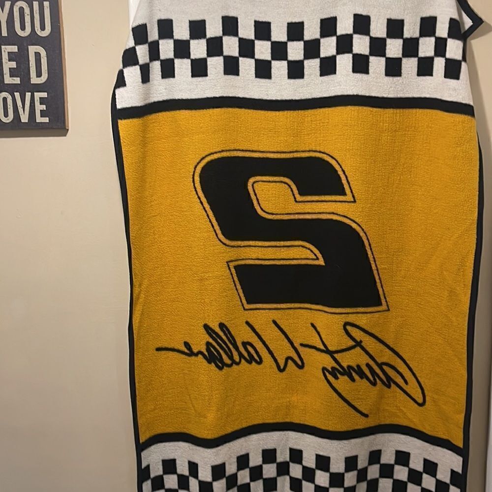 Rusty Wallace blanket - Picture 4 of 5